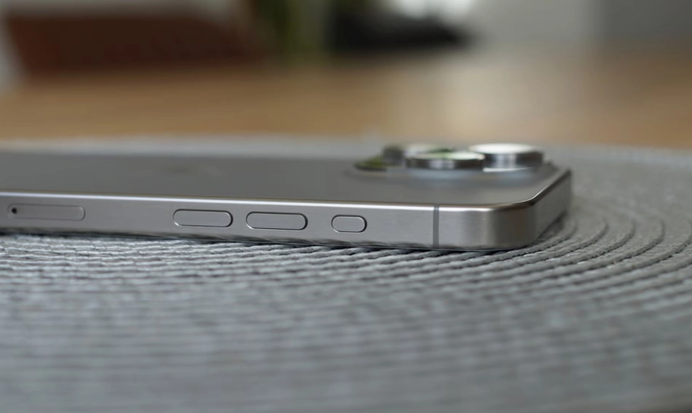 iPhone 15